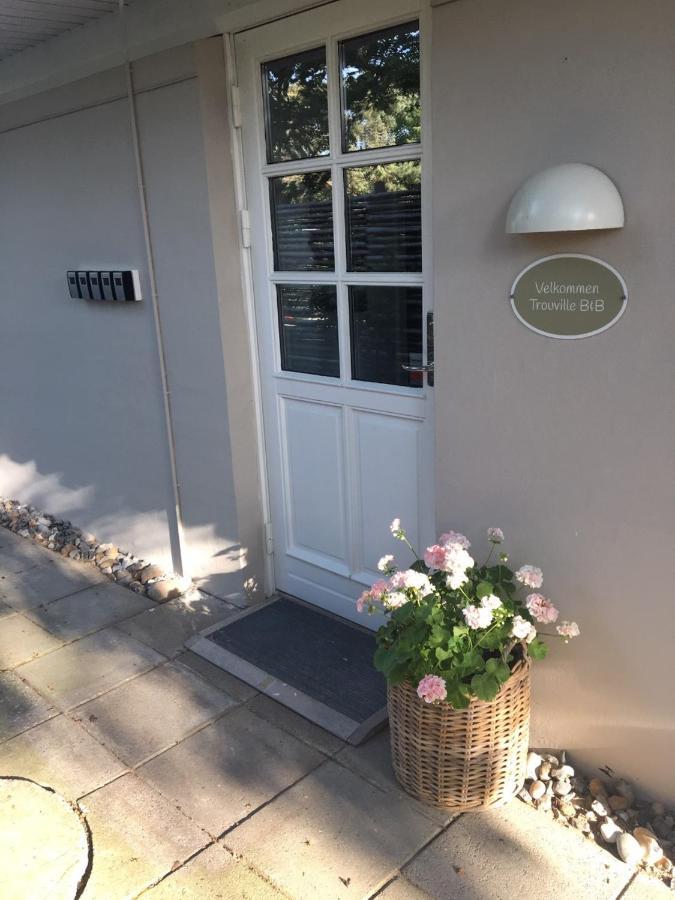 Trouville Bed & Breakfast Hornbæk 外观 照片